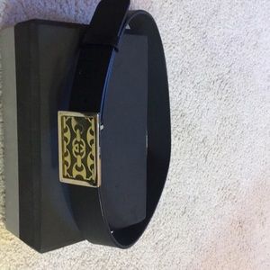 Gucci black leather vintage belt